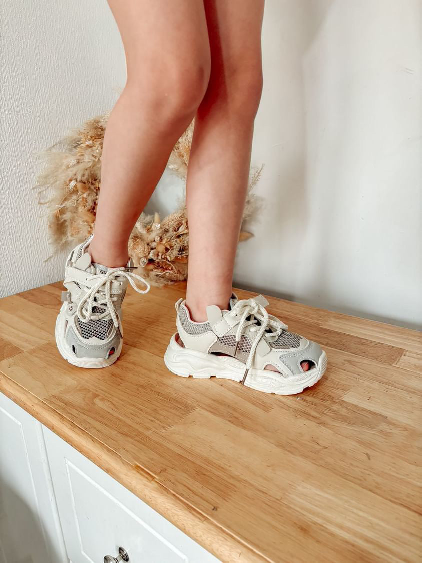 Mesh Casual Sneaks