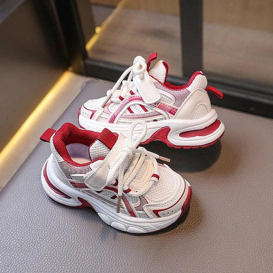 Chunky unisex trainers for kids with breathable mesh and durable design